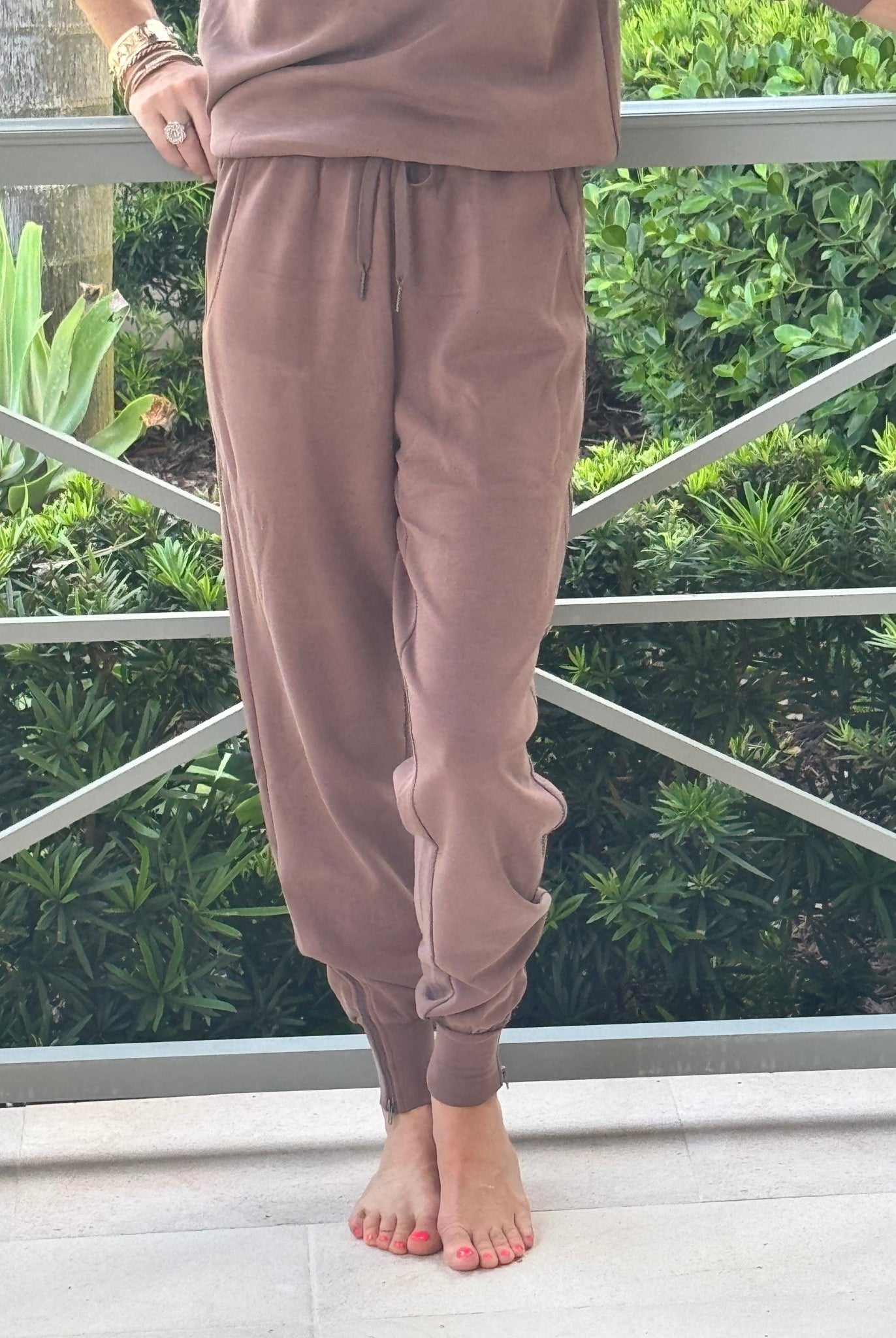 SOFT CHIC Sweatpant - Nikkib Sportswear