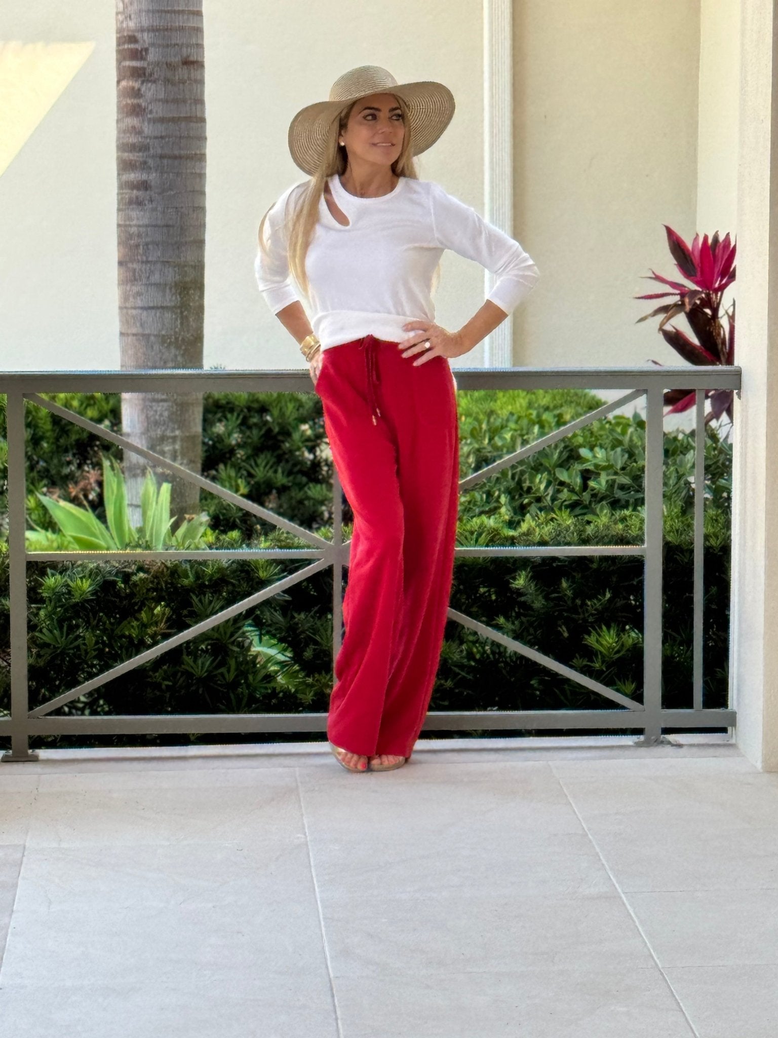 Nikkib SOFT CHIC™ Peekaboo Top - Nikkib Sportswear