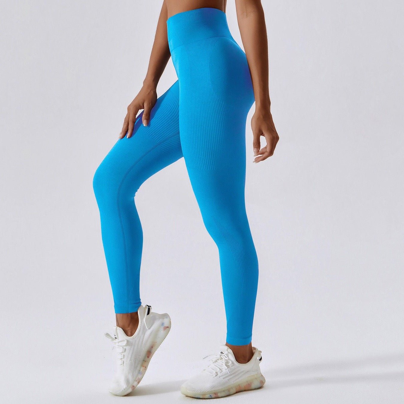 SUPER BLOOM seamless butt lifting leggings - BLUEBELL – Metanoia The Label