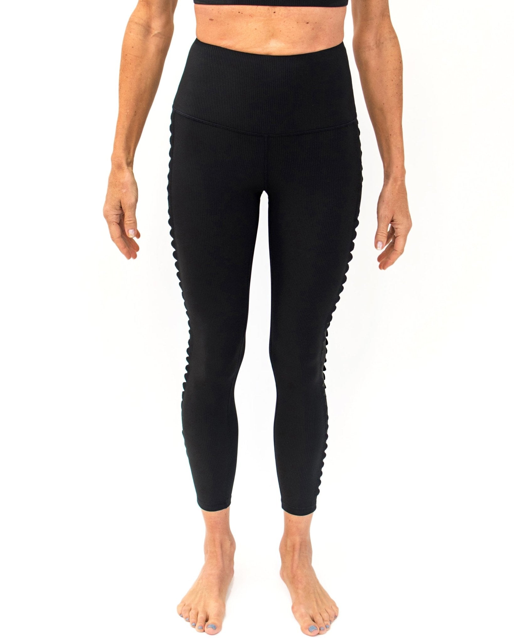Scalloped Ribbed Legging (2 colors) - Nikkib Sportswear