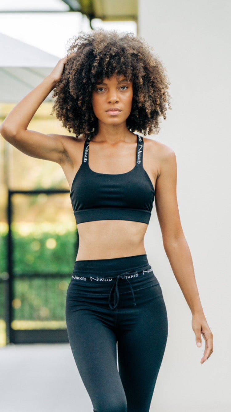 Signature Nikkib Sports bra Solid Black - Nikkib Sportswear