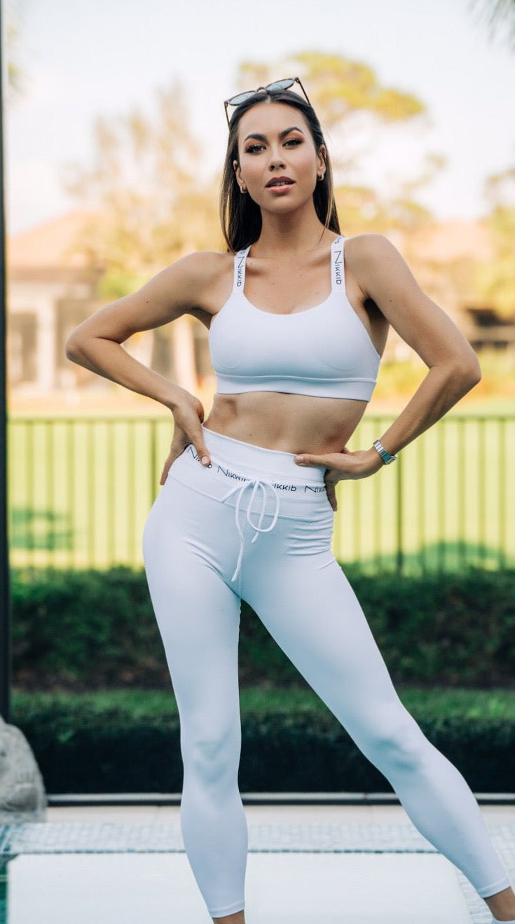 Signature Nikkib Sports bra Solid White - Nikkib Sportswear