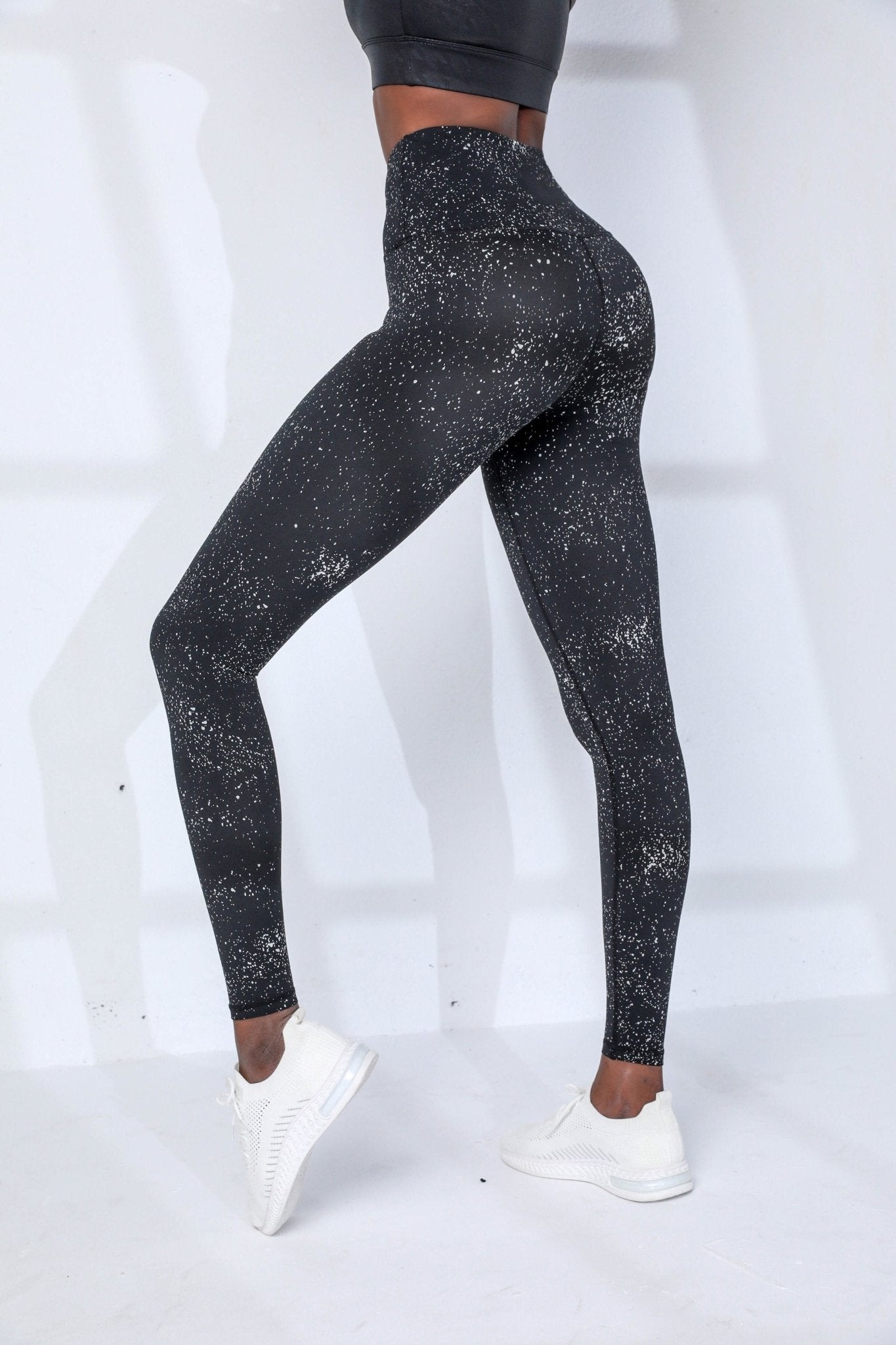 Sparkling Black Legging With pockets - Nikkib Sportswear